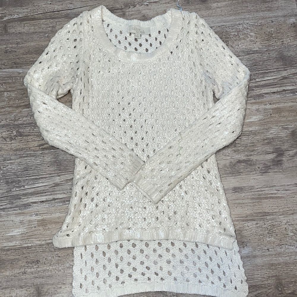 Olive and Oak sweater size small